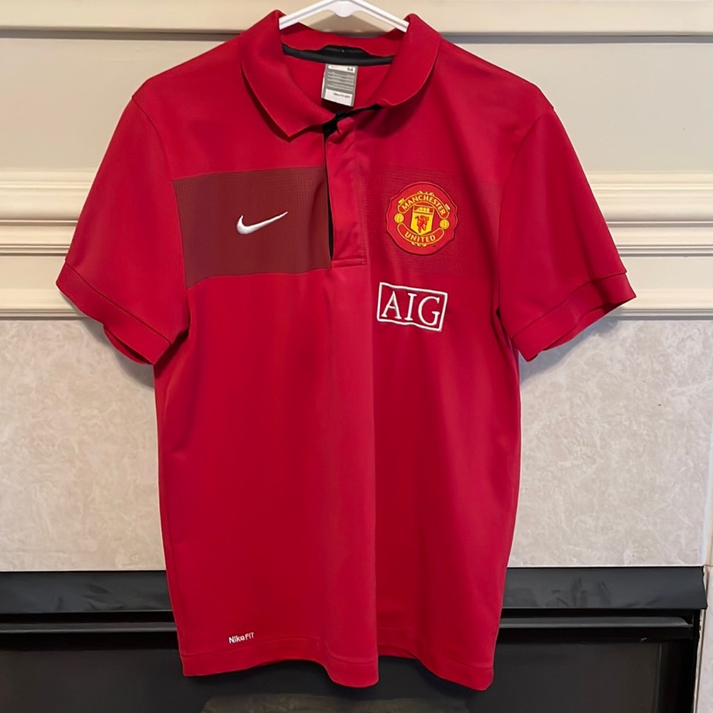 Nike Fit Dry for Men Manchester United size M